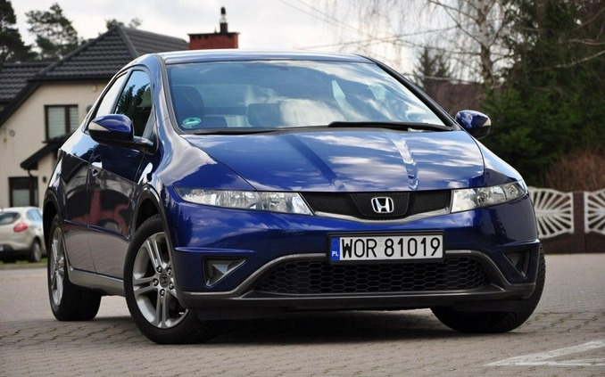 Honda Civic cena 29900 przebieg: 167000, rok produkcji 2011 z Siewierz małe 704